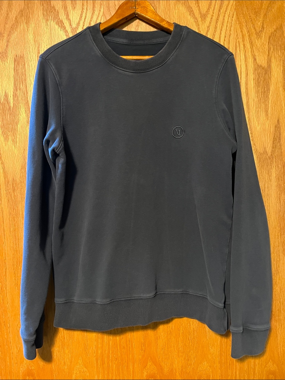 Vuori Men's Dark Navy Cypress Crew Sweatshirt